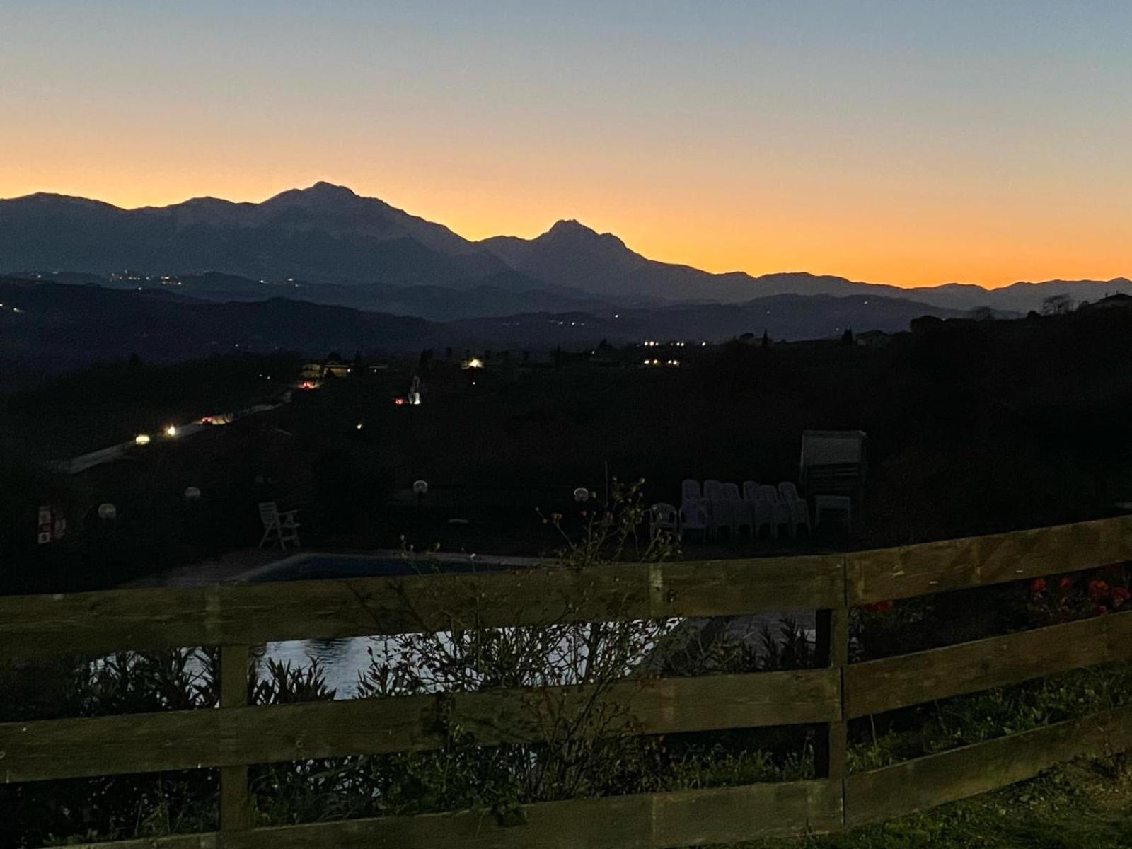 Il Podere Degli Asinelli 圣安杰洛城 外观 照片